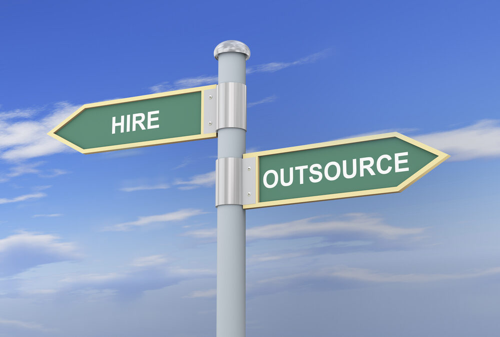 Why We Opt to Outsource In House Content Writing?